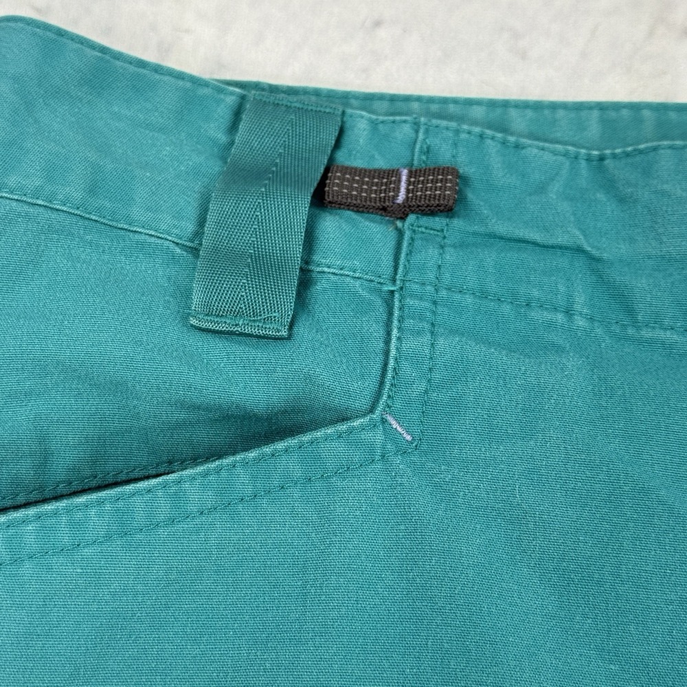Patagonia Venga Rock Capris‎ Womens Size 6 True Teal Pants Hiking Climbing 83095 - Picture 14 of 16